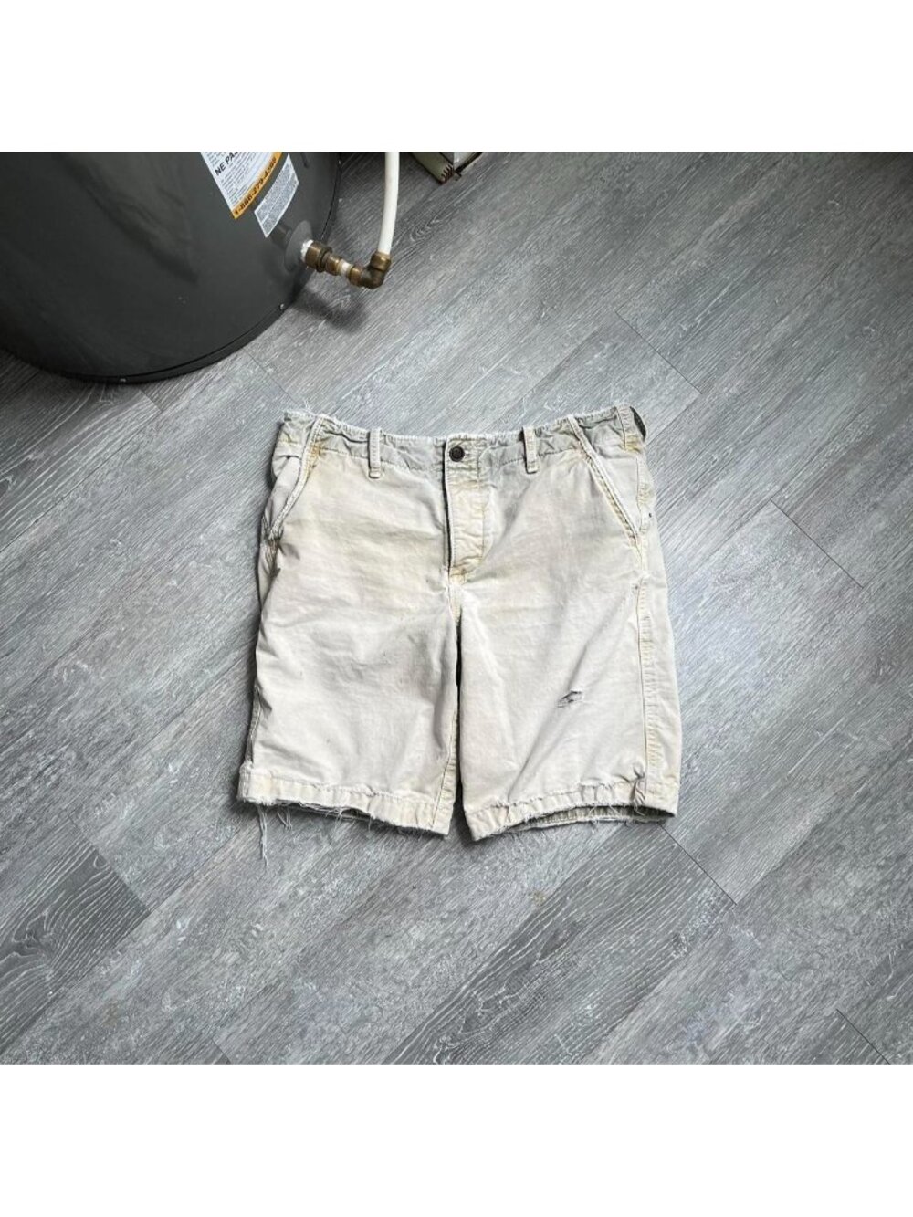 Beige / Cream Vintage Abercrombie & Fitch Relaxed Fit Shorts (Tagged W:34)